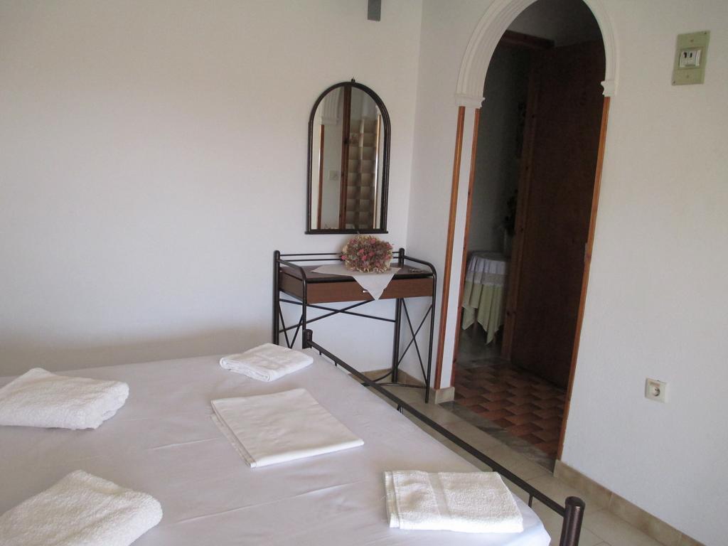 Hotel Nick House Plomari Exterior foto
