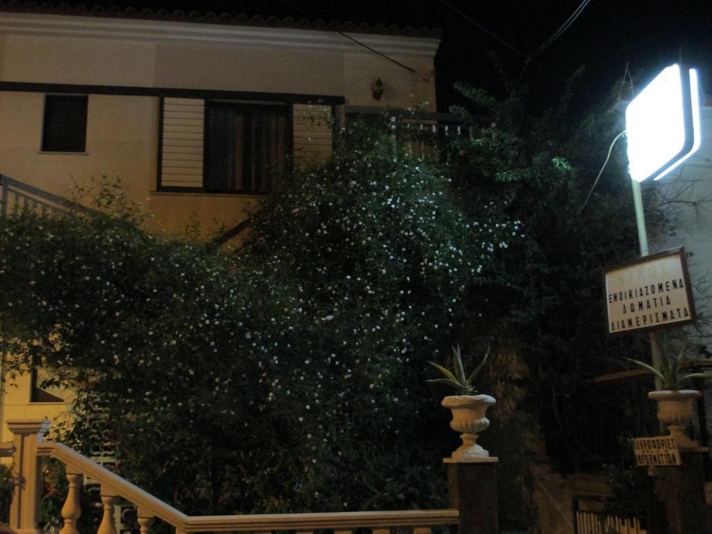 Hotel Nick House Plomari Exterior foto